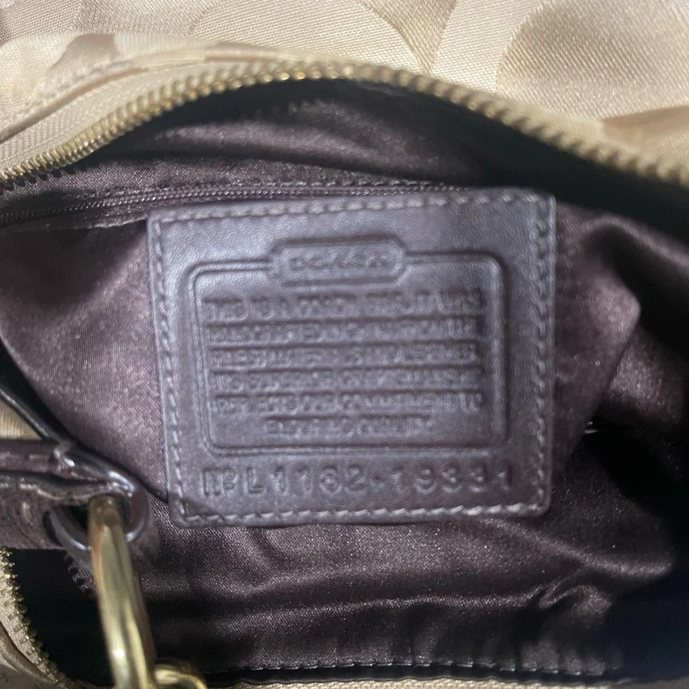 Coach Hand Bag - Picture 3 of 6
